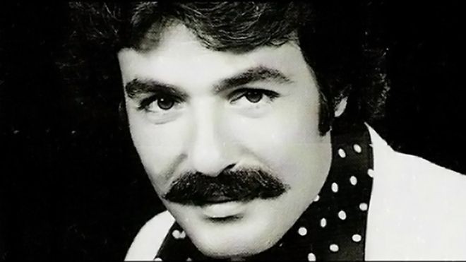 ​Ögey qardaşıyla ilk fotosunu paylaşdı