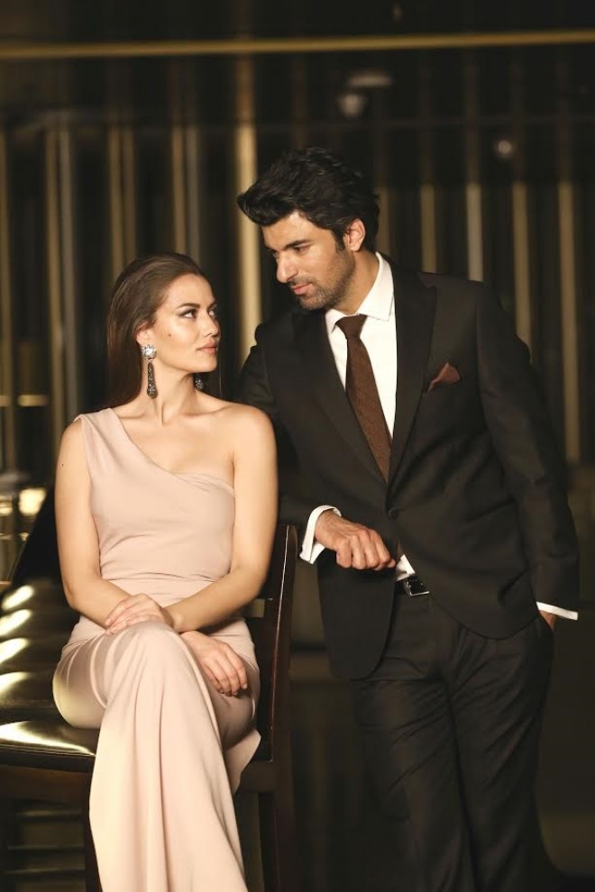 Fahriye və tərəf müqabilindən “Sevgililər günü”nə özəl fotosesiya