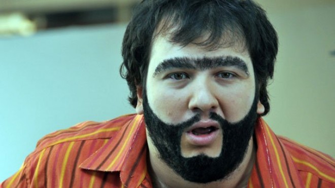 Şahandan aparıcı Esra Erola sürpriz təklif - foto