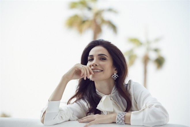 “Gümüş”ün aktrisası: “Həyatı yaşanılacaq hala salan eşqdir”