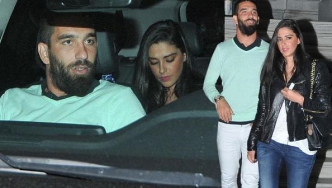 Arda Turan və sevgilisi barışdı