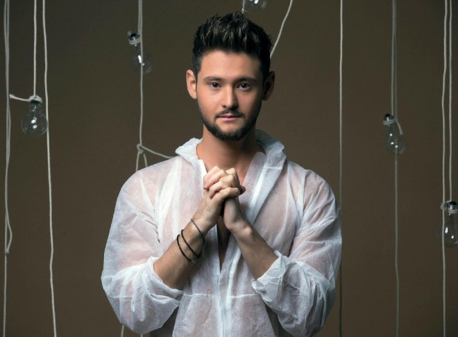 Eldar Qasımov: “ Hansınız düz tapar?” - foto