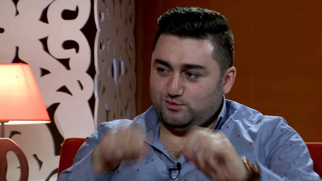 Müşfiqin "Şəhvət Məhvəş" rəqsi - video