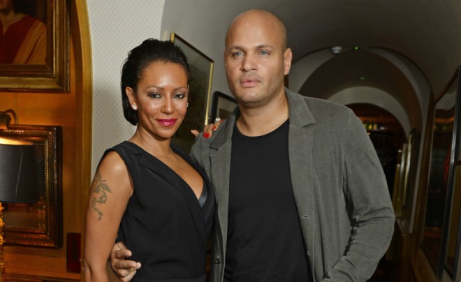 "Spice girls" qrupunun üzvü boşandı