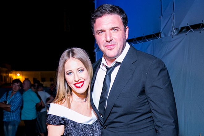 Məşhur cütlüyün uşağının videosu