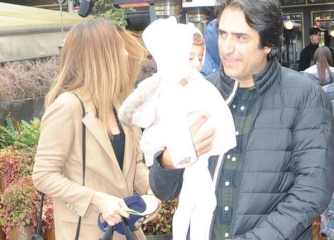 Mahsun ailəsiylə görüntüləndi