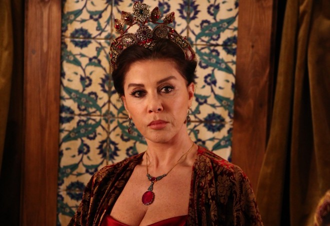 Nebahat Çehre yeni serialda