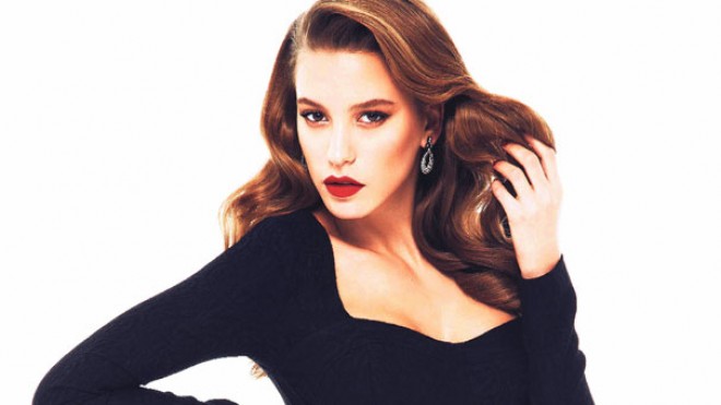 Serenay rəqqasə kimi