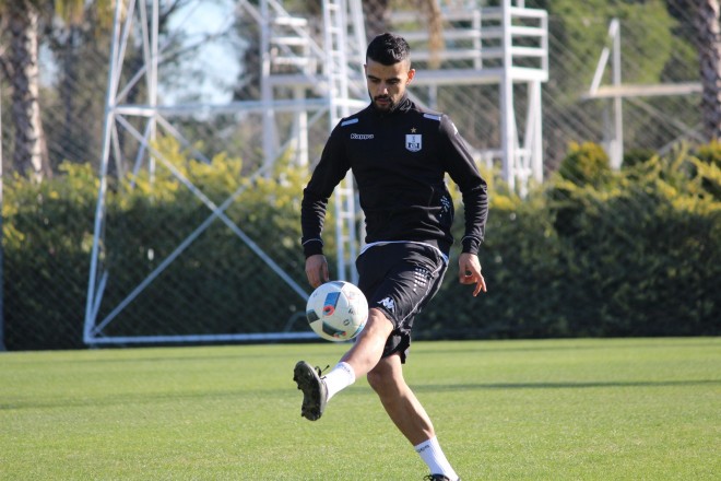 Ruslan Abışov anası ilə konsertdə - foto