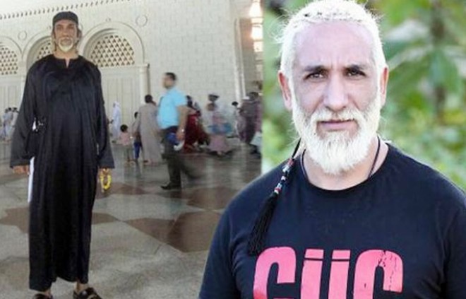 “Survivor”ın iştirakçısı Məkkədə