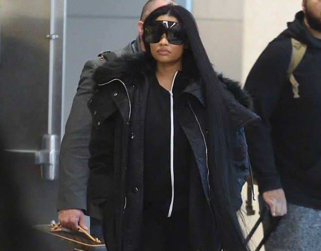 Niki Minaj özəl təyyarəsi ilə Londondan qayıtdı&nbsp;