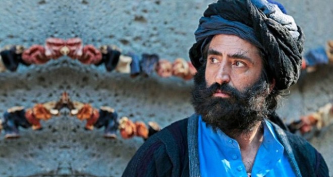 Mahsum Kırmızıgülün filmi ona zərər gətirdi