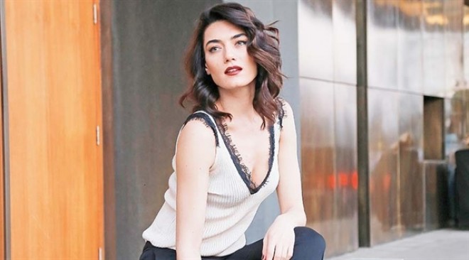 Hande: "Sevgilimlə olan fotolarımı..."