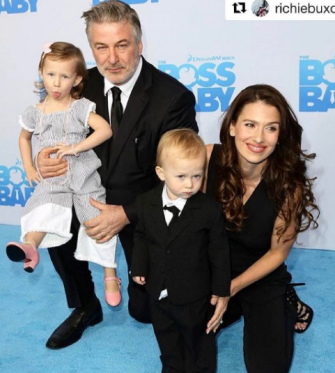 Məşhur ulduz təqdimata ailəsi ilə getdi - fotolar