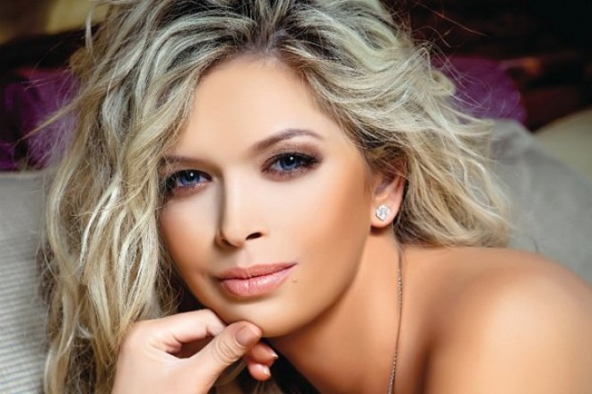 Vera Brejneva gəlinlik geyindi - fotolar