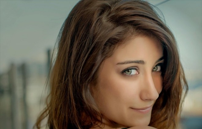 Hazal Kaya yeni filmdə rol alacaq