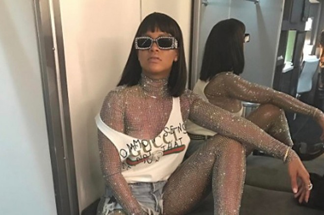 Rihanna festivala elə geyindiki... - fotolar