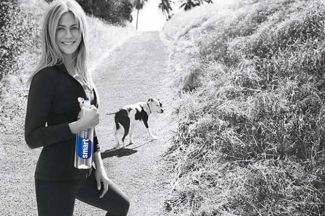 Cennifer cazibədar bədənini nümayiş etdirdi - fotolar