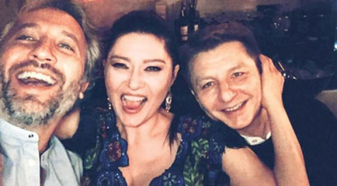 Nurgül Yeşilçay doğum gününü qeyd etdi - foto