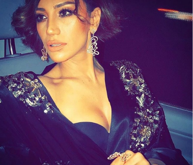 Röyanın cazibədar libası - foto