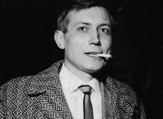 Yevgeni Yevtuşenko vəfat edib