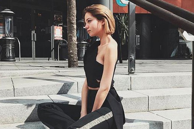 Cici Hadidin bənzəri - foto