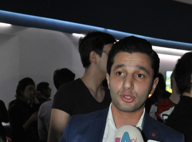 Xəyyam Nisanov: "Qeyri-müəyyən insanlar şəxsi həyatımla bağlı fotolar yayırlar"