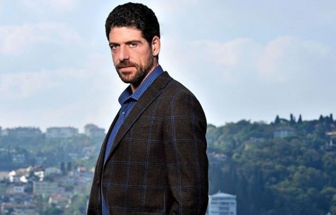 Türkiyəli aktyor: "Əxlaqdan məhrumdur" - foto