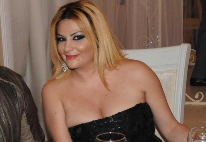 Aparıcı qızına toy etdi