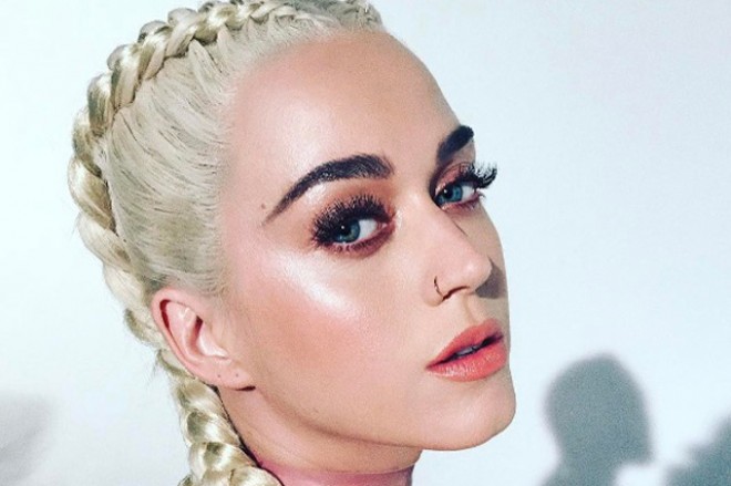 Keti Perri yeni sinqlını təqdim etdi - audio