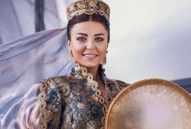 Gülay Zeynallı: "Səhnəyə gəlib özlərini biabır etdiklərinə görə..."