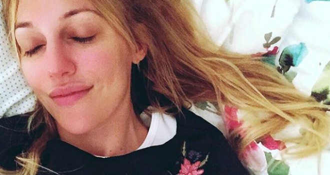 Məryəm Üzərlinin makiyajsız fotosu