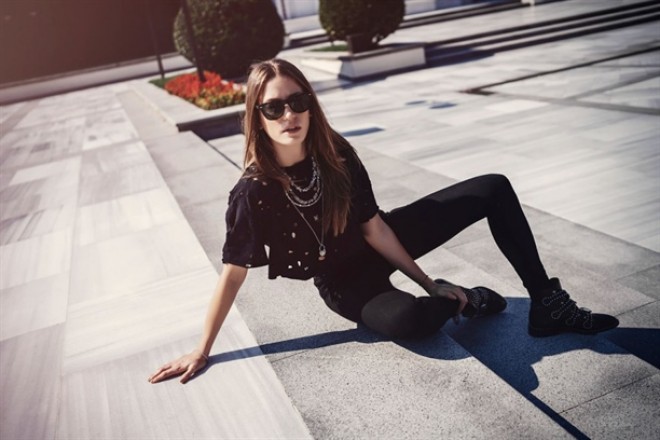 Sevişmə səhnələri ilə gündəmə gələn Serenaydan rekord nəticə