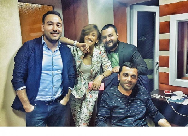 Röya albomu üçün səsyazma studiyasında