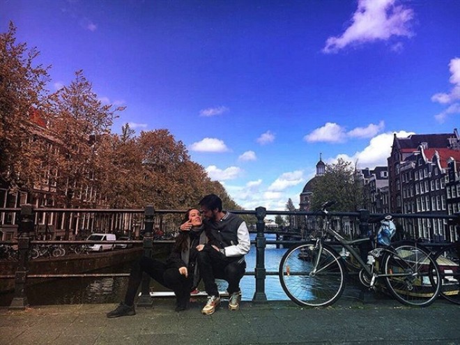 Məşhur cütlüyün Amsterdam sərgüzəşti