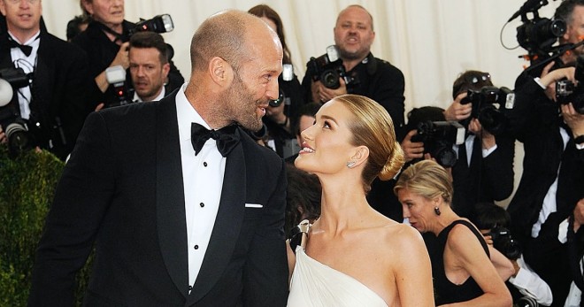 Sevgilisi Ceyson Stethemi qısqanır