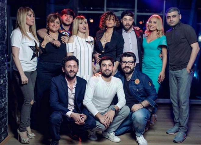 Samir: “Ad günümdə iki gözəl arvadımla” - fotolar