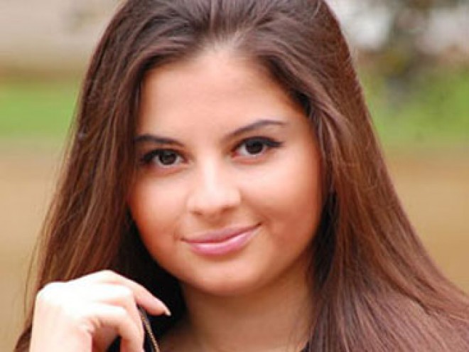 Aynişan Quliyeva 23 il əvvəl – foto