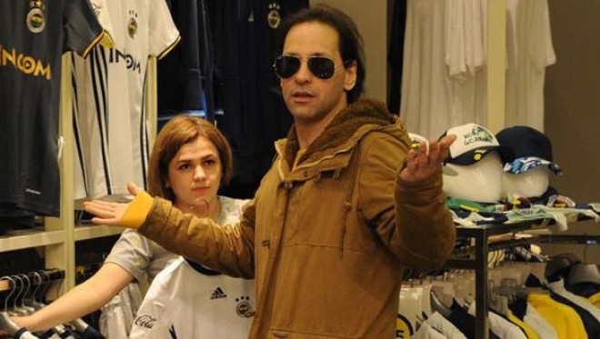 Türkiyəli müğənni: "Məni rahat buraxın"