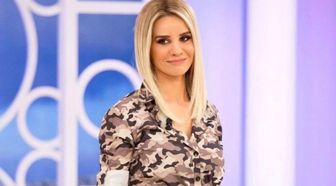 Esra Erol qərarını verdi