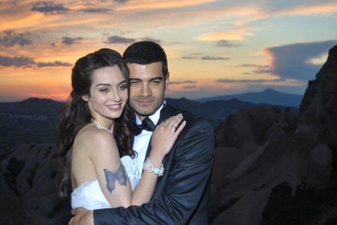 Boşanan cütlük eyni serialda rol alacaq