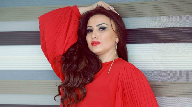 Vüsalə Kərimova gəlinlik geyindi - foto