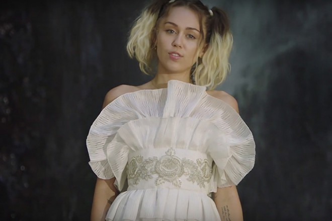 Mayli Sayrusun yeni klipi - video