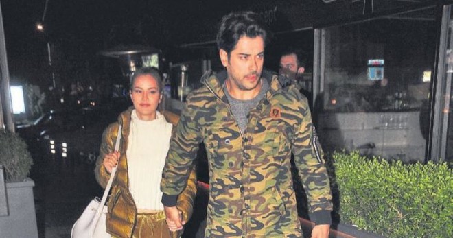 Burak Özçivit jurnalistlərə: “Siz bizdən daha çox məlumatlısınız”