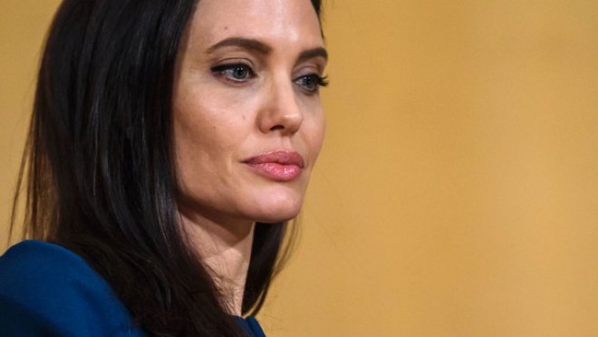 Ancelina Coli: “Anamın yanımda olması üçün hər şeyi qurban verməyə hazıram”