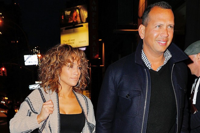 Cennifer Lopez sevgilisi ilə Nyu-York küçələrində - fotolar