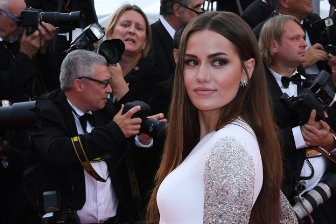 Fahriye Evcen iddialara son nöqtəni qoydu