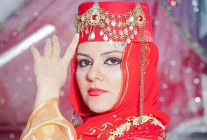 Xuraman Şuşalı övladlarına fotosessiya etdirdi – fotolar