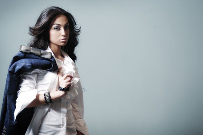 Ceyladan yeni mahnı gəlir - video