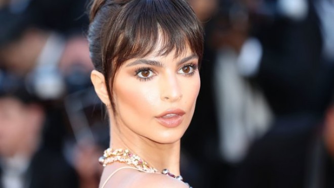 Emili Ratajovski ilk dəfə “Kann kinofestivalı”na qatıldı - fotolar